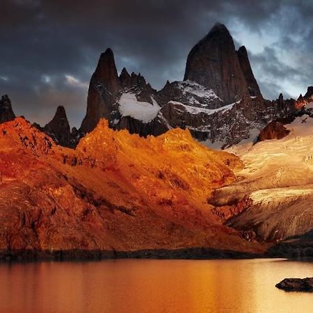 La Huella Hotel El Chaltén Eksteriør billede