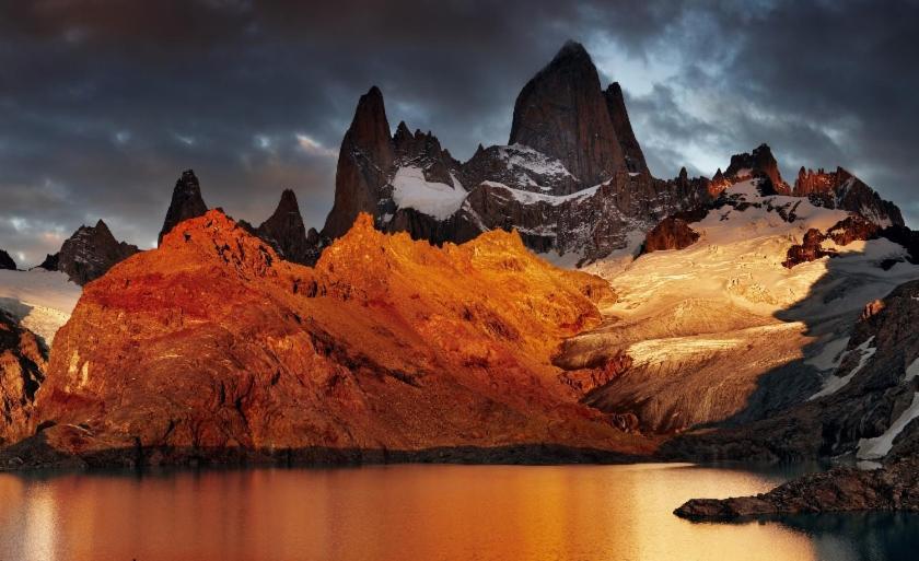 La Huella Hotel El Chaltén Eksteriør billede